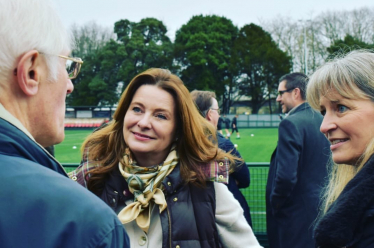 Gillian opens new 3G football pitch
